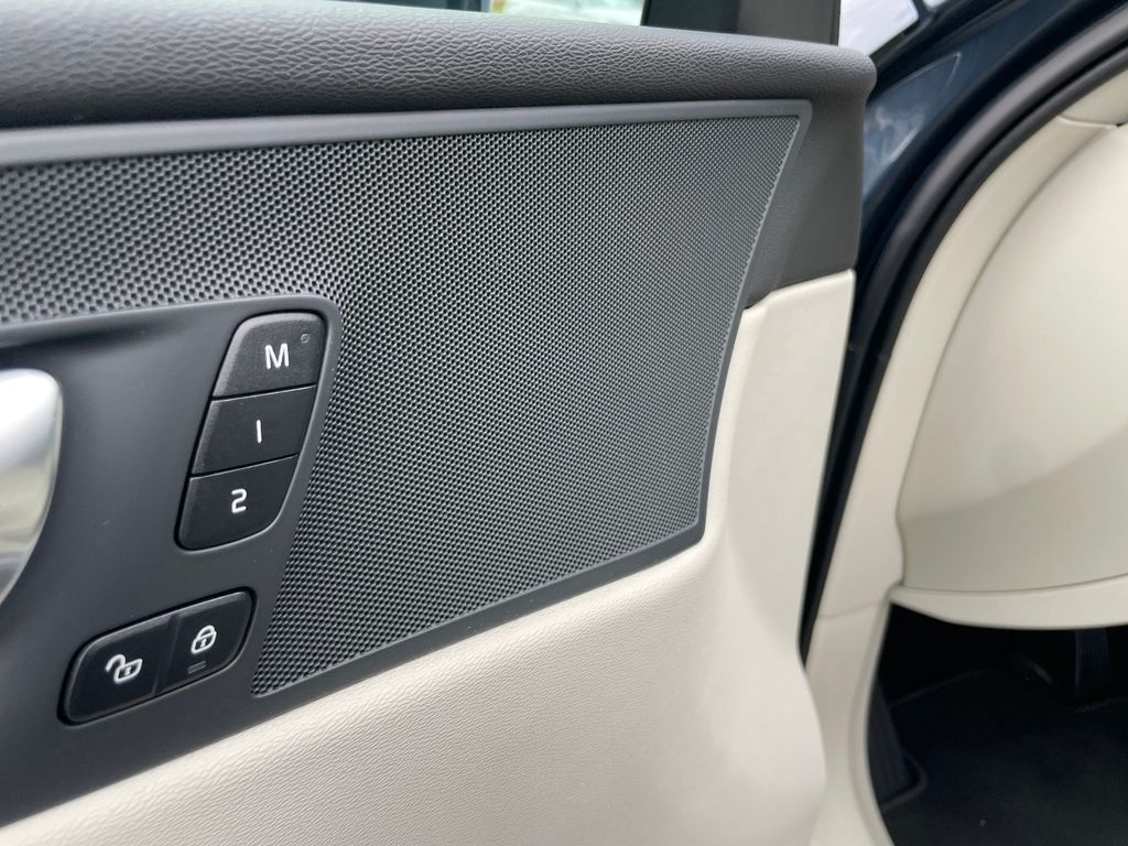 Volvo XC60 2020