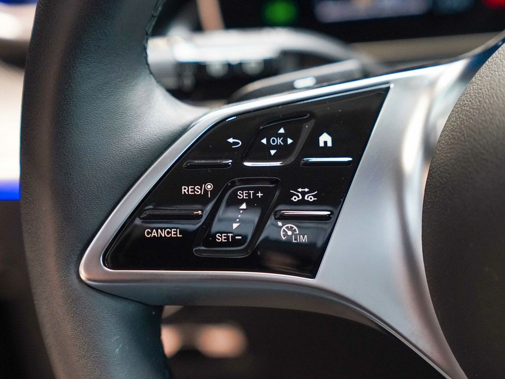 Mercedes-Benz C 300 2024