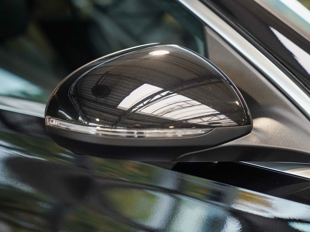 Mercedes-Benz C 300 2024