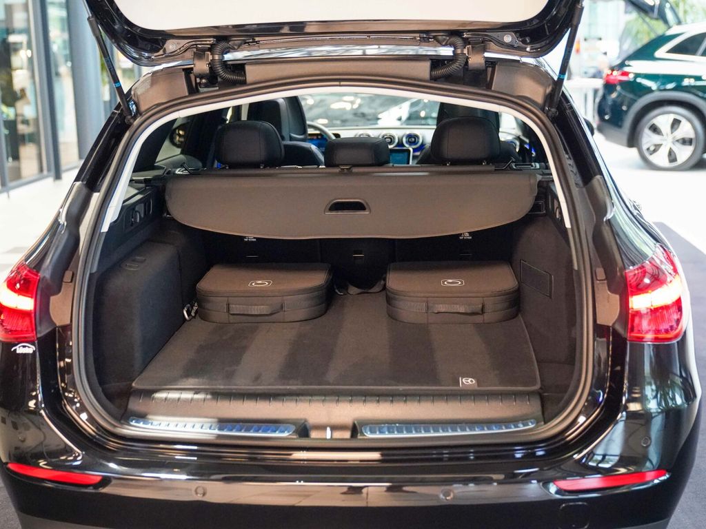 Mercedes-Benz C 300 2024