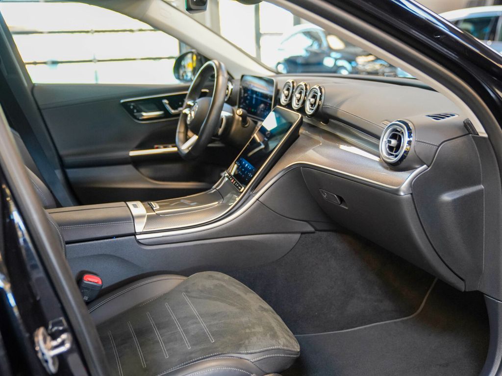 Mercedes-Benz C 300 2024