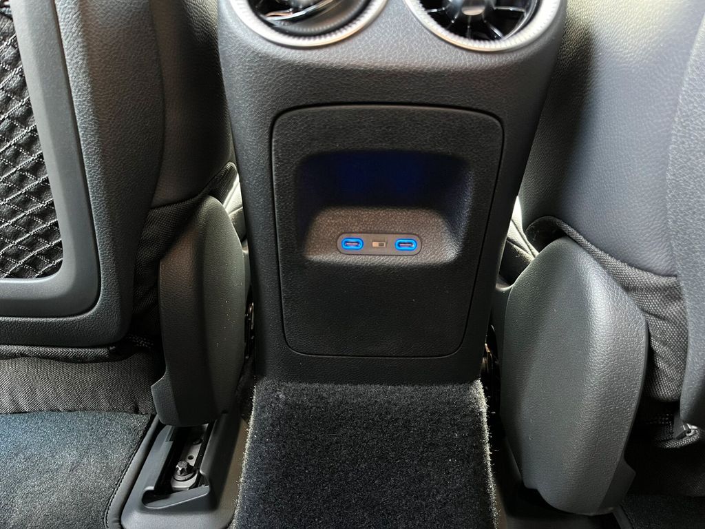 Mercedes-Benz CLA 250 2025