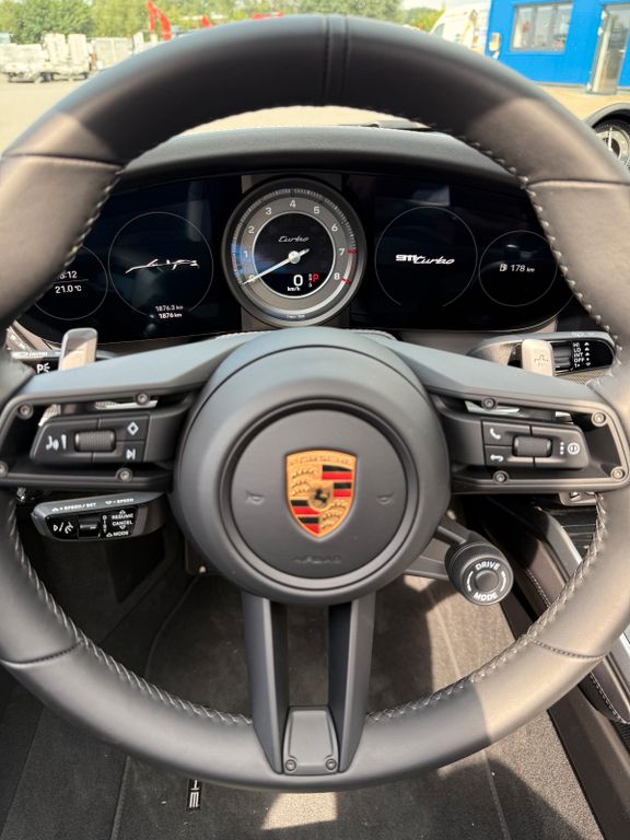 Porsche 992 2024