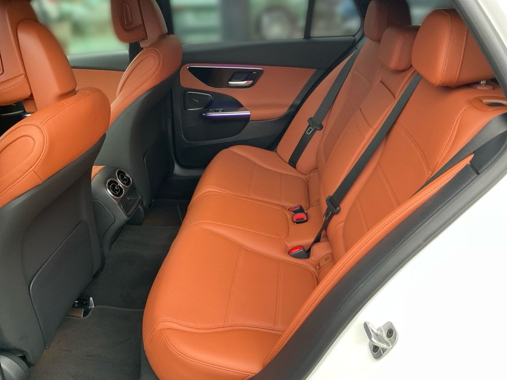 Mercedes-Benz C 200 2026