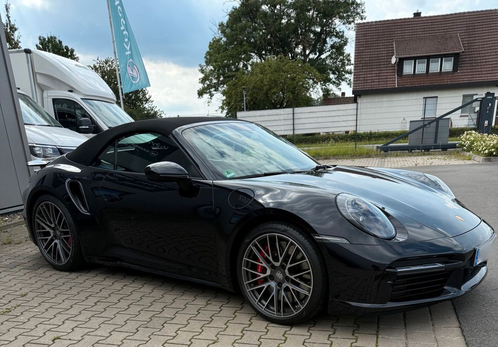 Porsche 992 2024