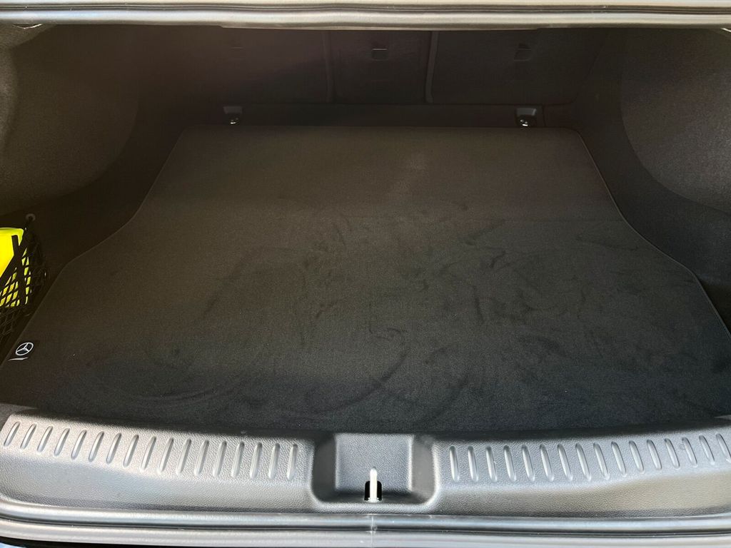 Mercedes-Benz CLA 250 2025