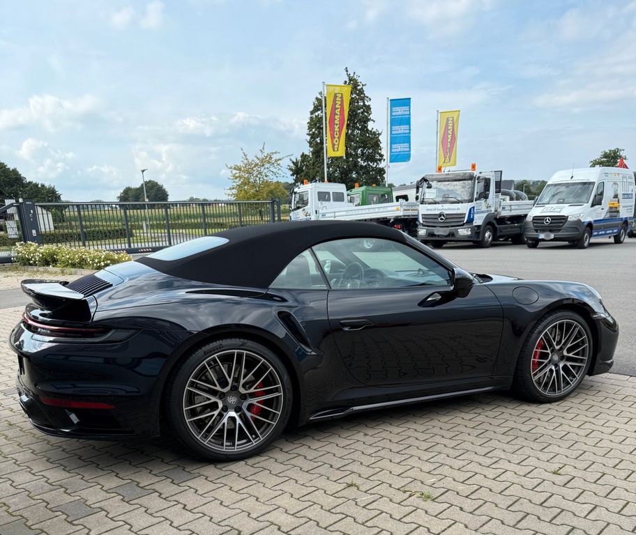 Porsche 992 2024