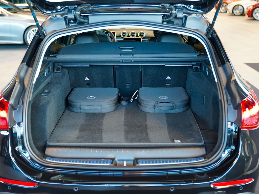 Mercedes-Benz C 300 2024