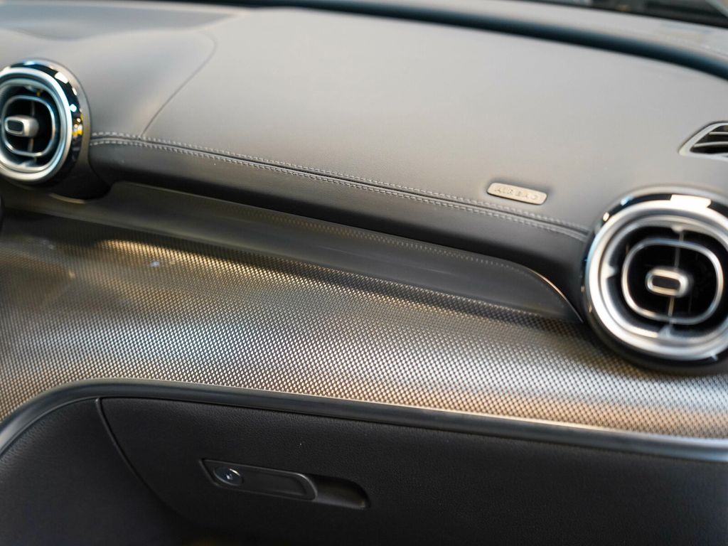 Mercedes-Benz C 300 2024