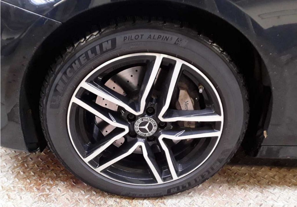 Mercedes-Benz E 300 2020