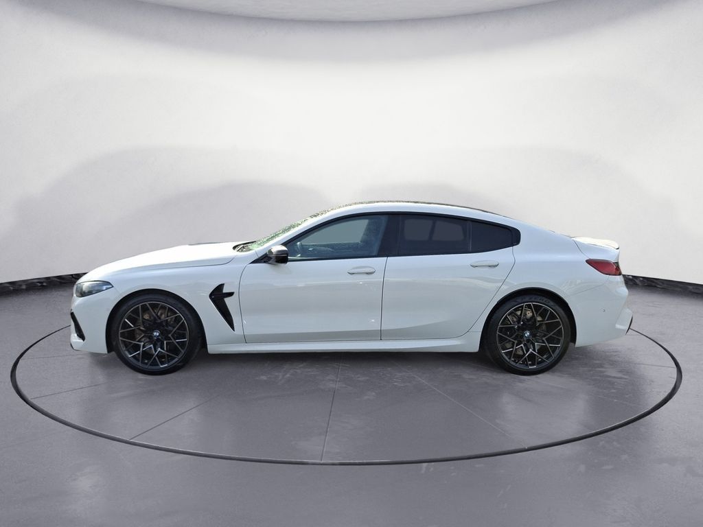 BMW M8 2025