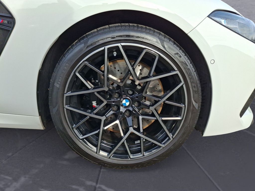 BMW M8 2025