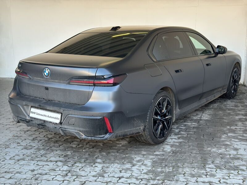 BMW i7 2022