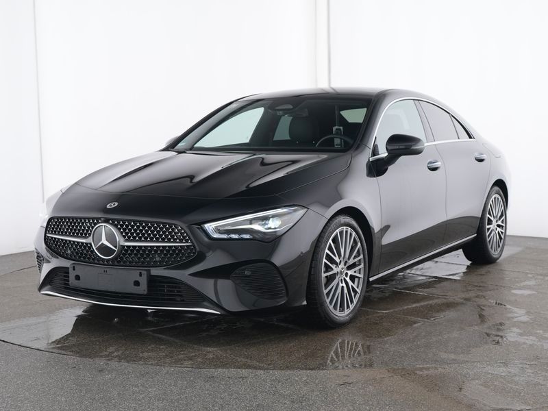 Mercedes-Benz CLA 180 2025