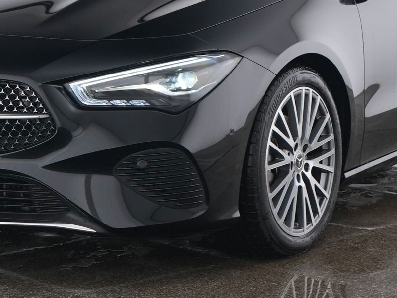 Mercedes-Benz CLA 180 2025