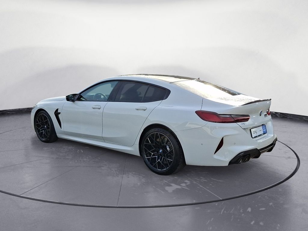 BMW M8 2025