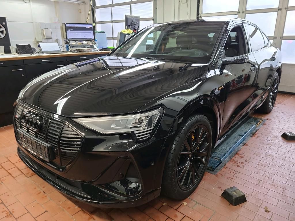 Audi e-tron 2022