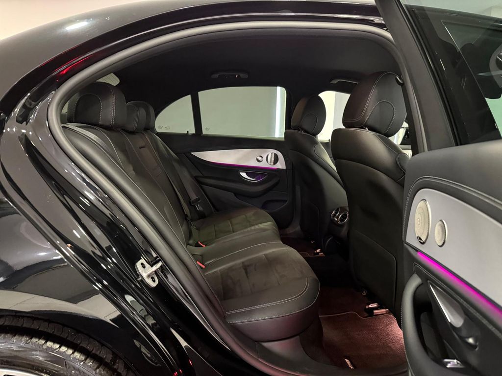 Mercedes-Benz E 300 2022