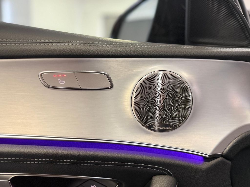 Mercedes-Benz E 300 2022