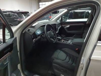 Volkswagen Touareg 2025