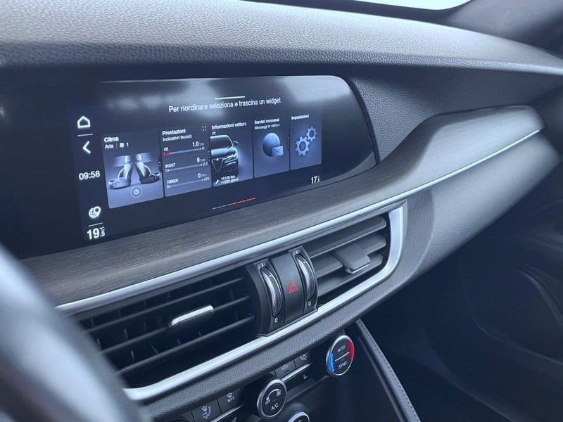 Alfa Romeo Stelvio 2023
