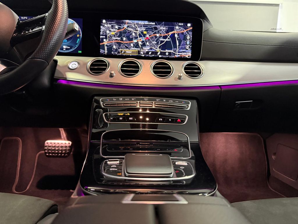 Mercedes-Benz E 300 2022