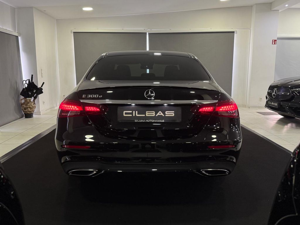 Mercedes-Benz E 300 2022