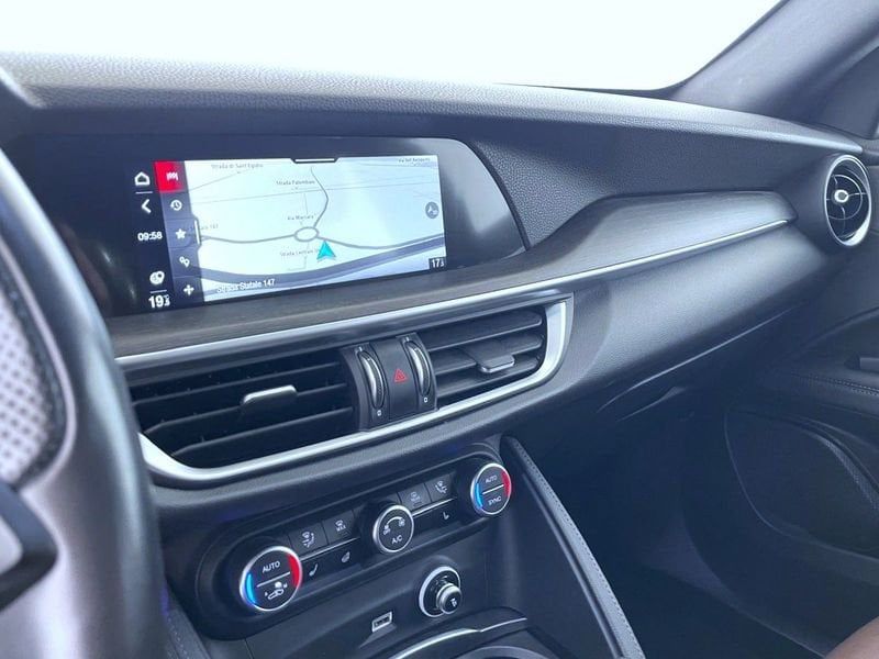 Alfa Romeo Stelvio 2023