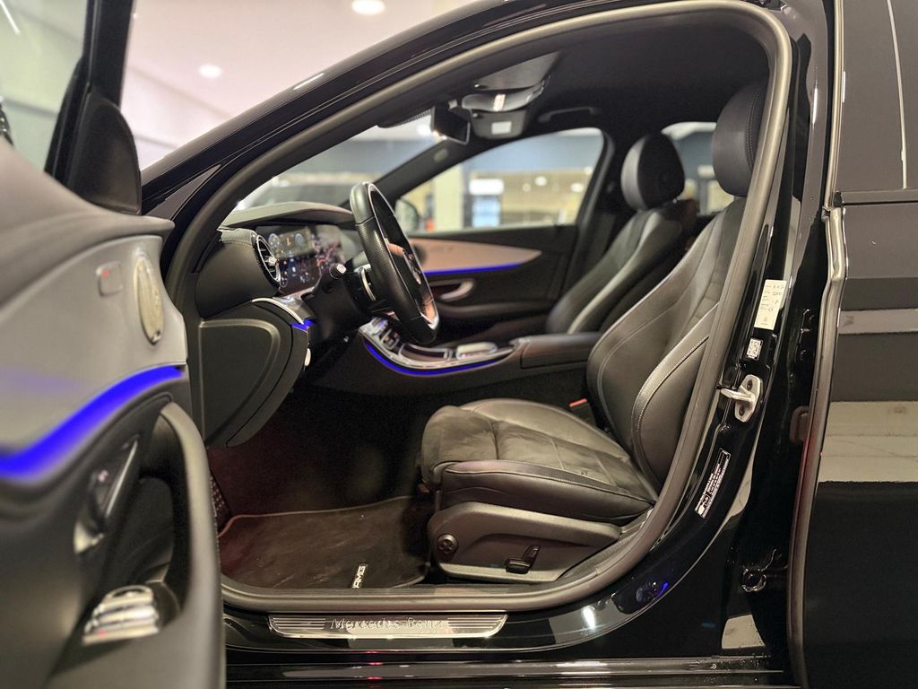 Mercedes-Benz E 300 2022