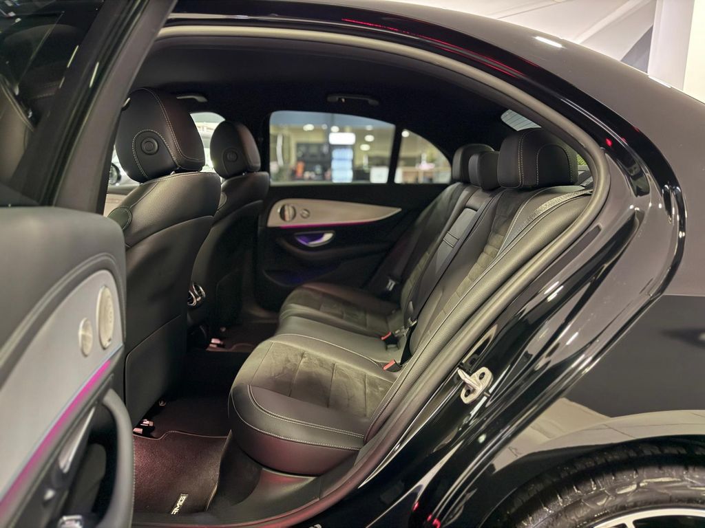 Mercedes-Benz E 300 2022