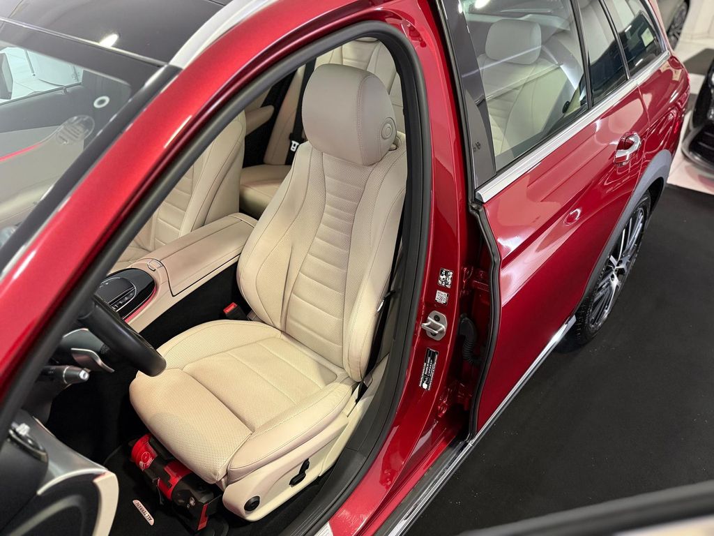 Mercedes-Benz E 220 2022