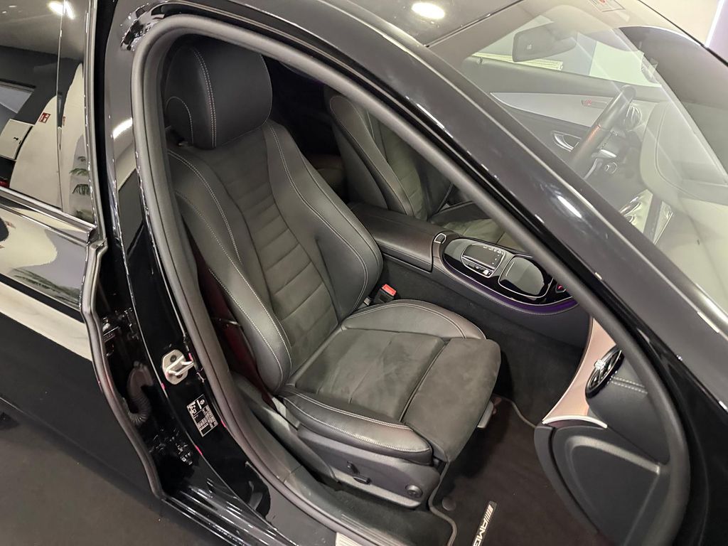 Mercedes-Benz E 300 2022