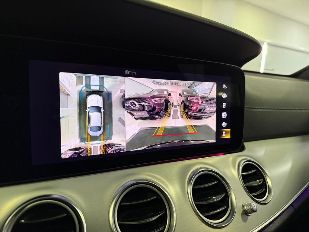 Mercedes-Benz E 300 2022