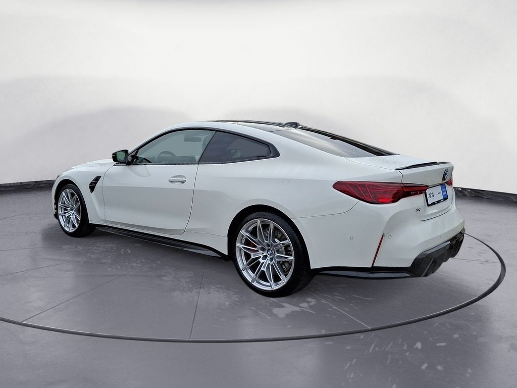 BMW M4 2025