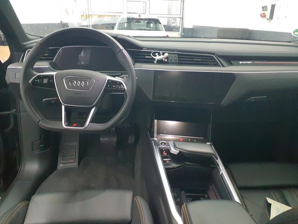 Audi e-tron 2022