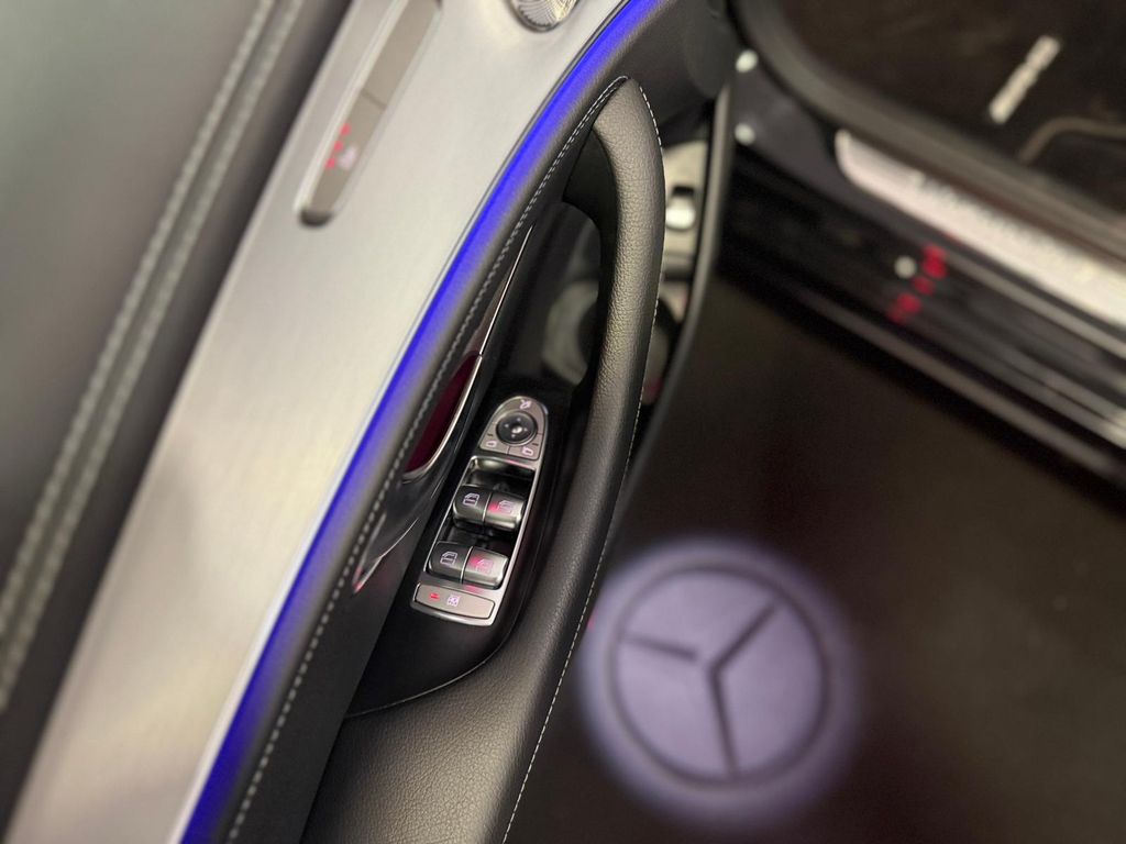 Mercedes-Benz E 300 2022