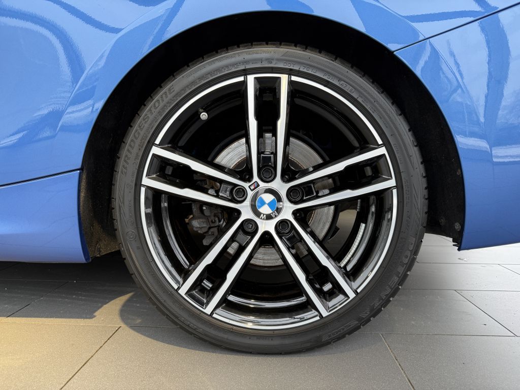 BMW 220 2021