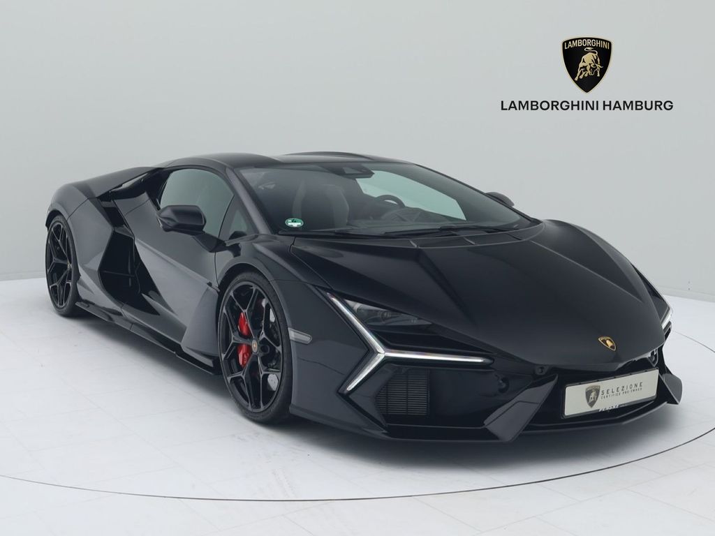 Lamborghini Revuelto 2024