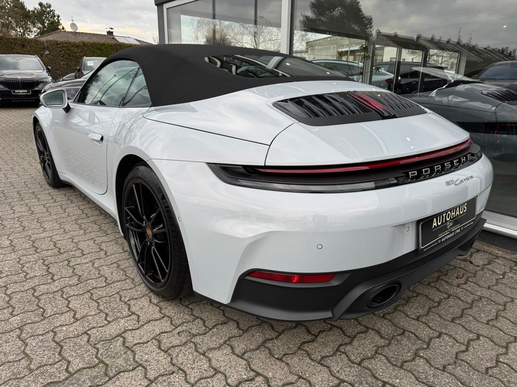 Porsche 992 2025
