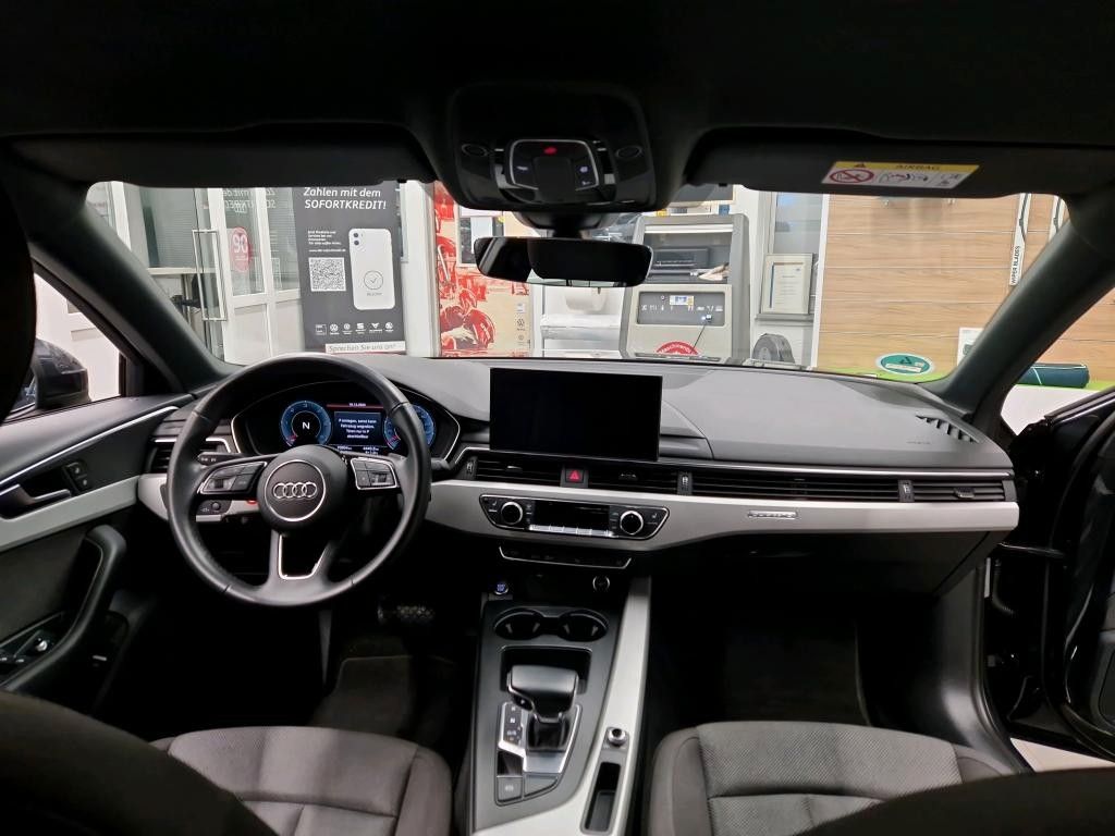 Audi A4 2021