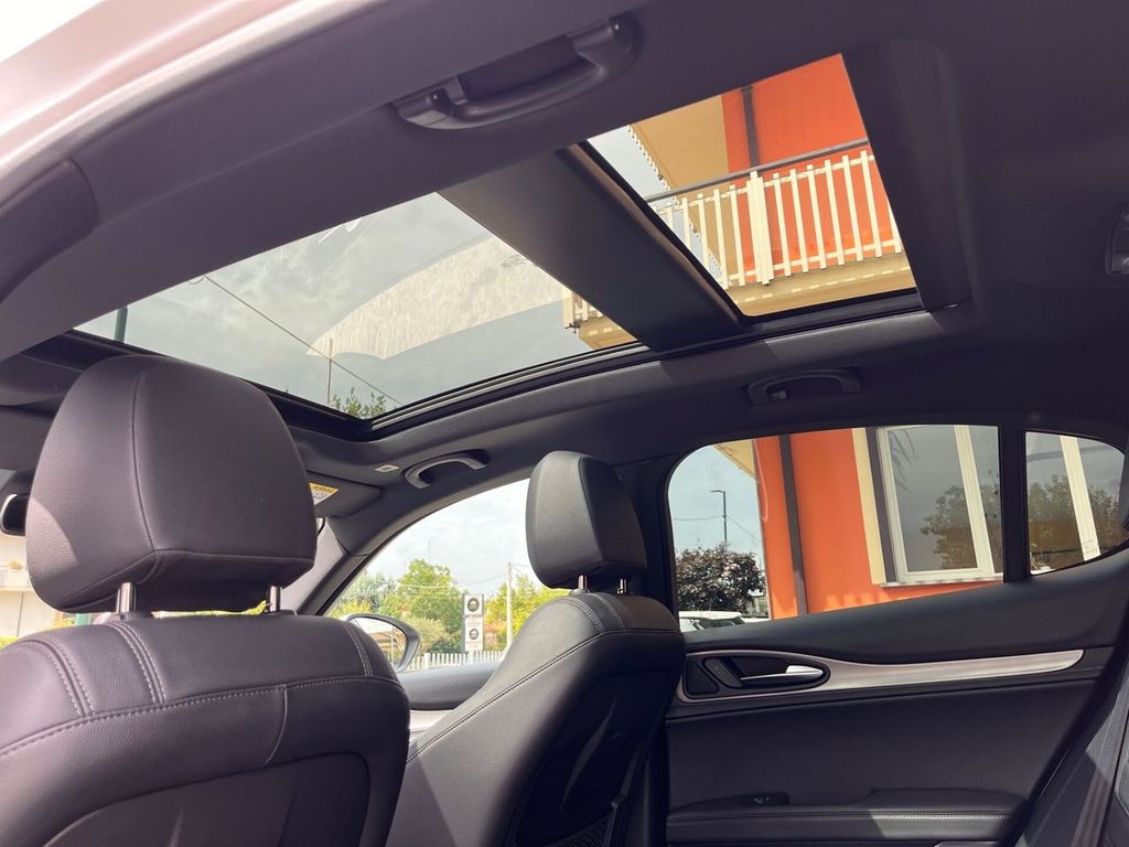 Alfa Romeo Stelvio 2022