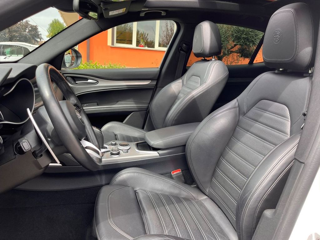 Alfa Romeo Stelvio 2022