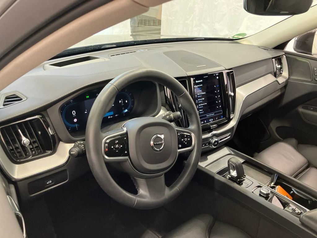 Volvo XC60 2022