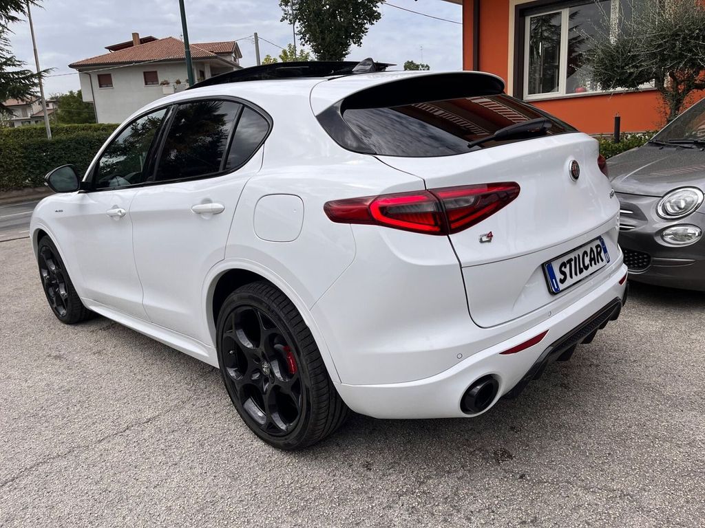 Alfa Romeo Stelvio 2022