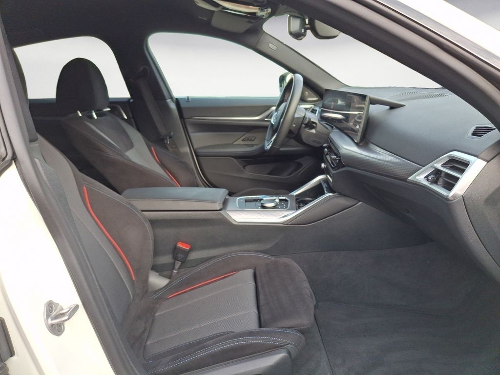 BMW i4 2025
