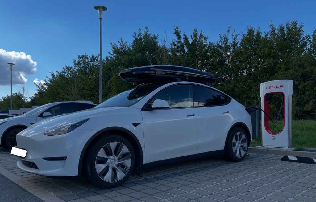 Tesla Model Y 2022