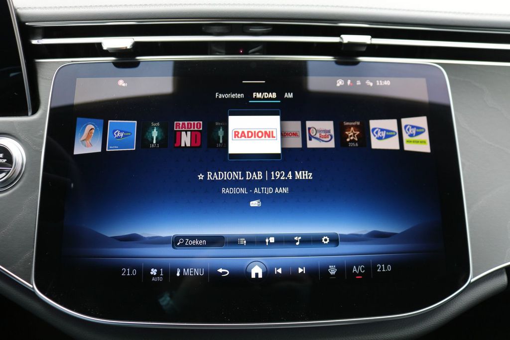 Mercedes-Benz E 220 2025