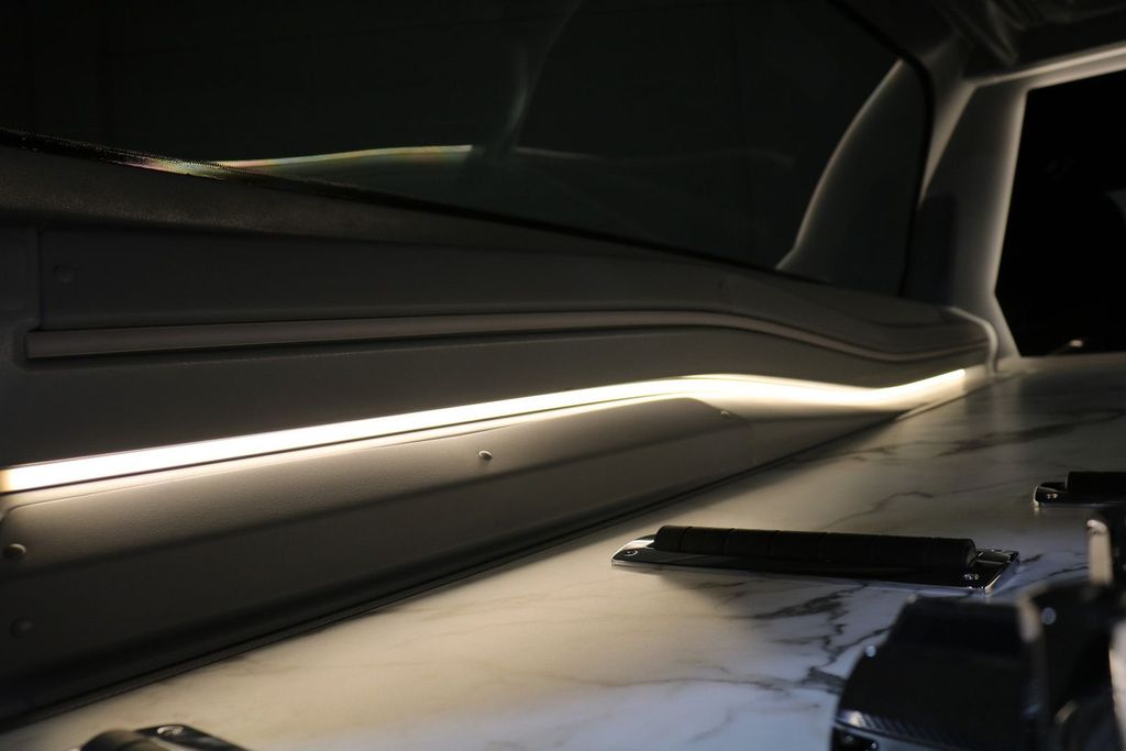 Mercedes-Benz E 220 2025