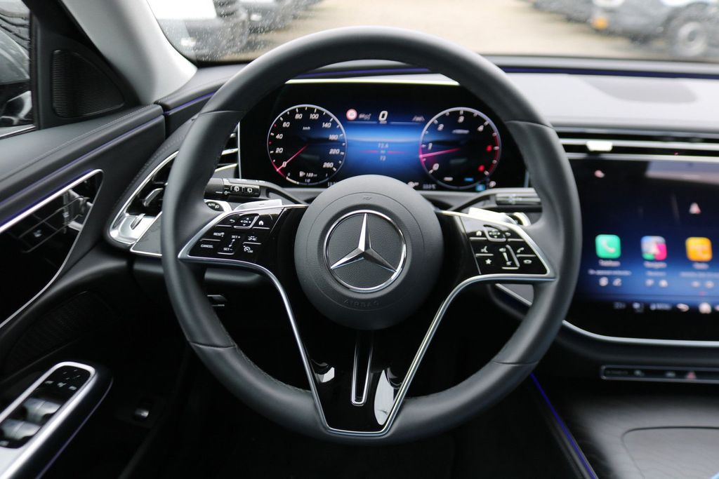 Mercedes-Benz E 220 2025