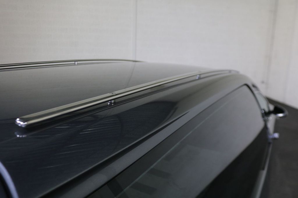 Mercedes-Benz E 220 2025